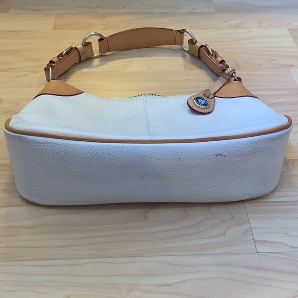 Dooney & Bourke White Pebbled Leather Hobo Bag Contrasting Pink Leather Trim - Picture 4 of 15